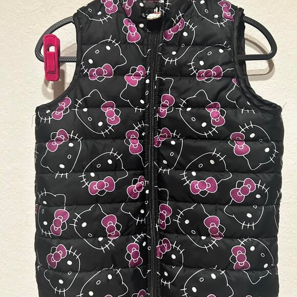Kids Hello Kitty black and pink Puffer vest - Picture 3 of 8